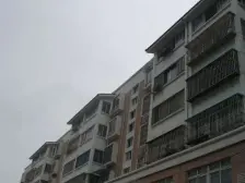 南环西路复式,自住保养好,采光视野好,无遮挡.诚售