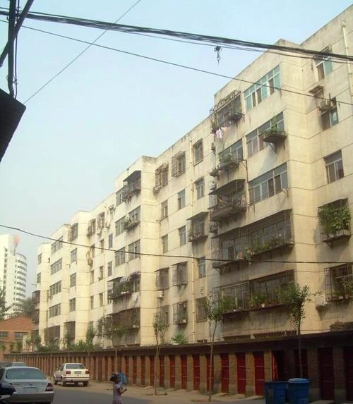 小区相关图