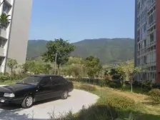 天生丽街精装大三室 小区电梯房 精装带家电