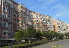 狼山脚下,出行方便,滨江花园,精装修两室,诚心出售