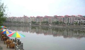 金水苑 4室2厅 东南