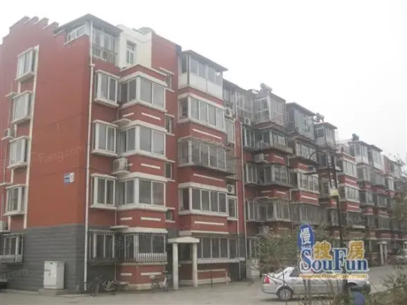 河畔家园实景图