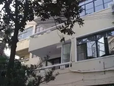 梧桐区双南东边套精装修推窗见绿+一层三户小区环境佳