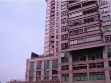 繁华地段,房型正气,居家装修,电梯房,主卧朝南