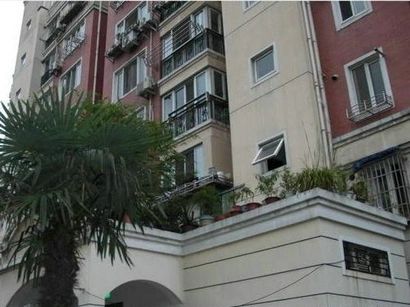 宝城公寓实景图