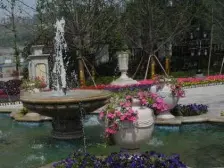 西区 润丰水尚三房206万