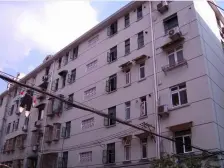 一梯四户,两房朝南,交通便利,近商圈,居家装修,诚意出售