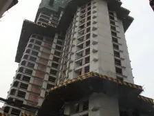 本房房龄新,业主安心出售,交通便利,精装修