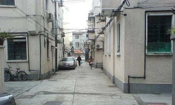 高安路50弄小区实景图