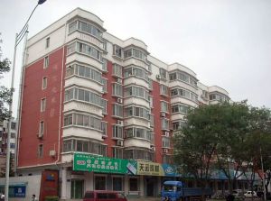 住在公园边 环境舒心 户型方正明亮 业主诚意出售