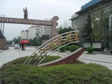 府河音乐花园5室2厅南