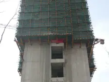 小区正对着公园环境好;白银路地铁出行方便;配套齐全