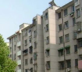 福达苑,中间楼层,八佰伴边上,自住保养好