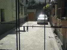 永嘉路带天井两房,南北格局,书包房看房方便。