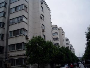 九州池西,两室两厅,中间楼层,房东诚售