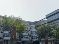 集体口可买 出行方便 多条公交站