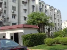 房龄新,一梯两户精装修小区中间位置税费低近地铁,