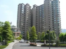 化龙桥 雍江艺庭三房285万