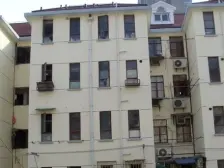 天山二村2室1厅1卫东朝向445.00万元/套出售