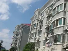 地铁口精装修小两房 中楼层 不靠高架马路 采光好