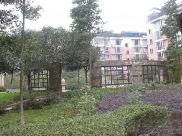 警苑小区实景图