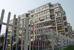 坐落安定联中中间电梯两房精装修拎包入住