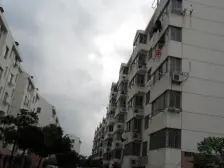 诚售!林枫苑顶楼带阁楼,三房两卫,送露台,送独立车库