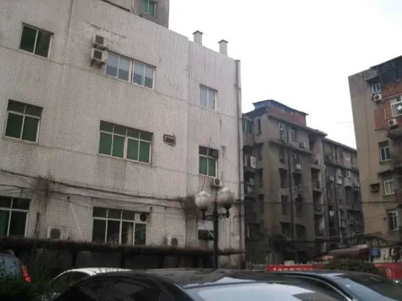 九运大厦实景图