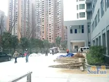 户型方正 没有浪费面积 装修保持新