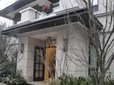 大学城 龙湖至德路9号四房290万