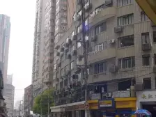 人民广场(曹光标)朝南一房一厅自住/出租适宜