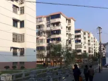 姑苏南门,大龙港新村,金装修,三室一厅,中间楼层,一梯两户