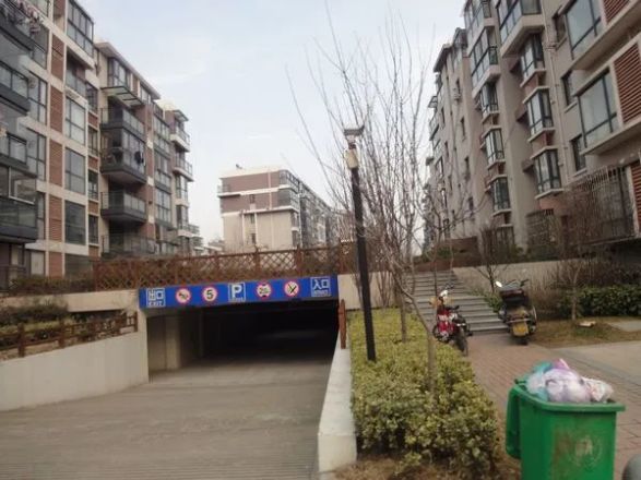 港展公寓实景图