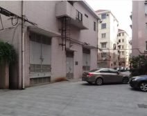 品质小区,环境优美,诚意出售,精装好房