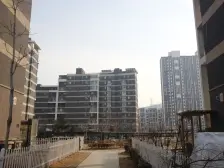 两梯四户,改好两室,新装修,拎包入住