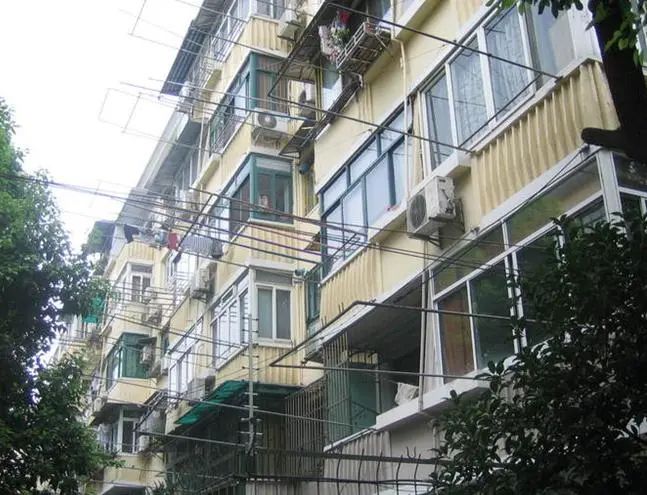 小区相关图