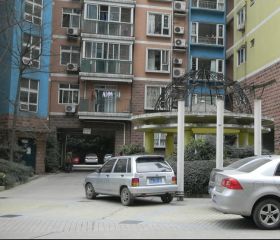 蔚蓝天地一期 1室1厅 东 东南