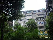 战旗东路9号1室1厅东南南