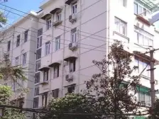 新上房源双南次顶楼不靠高架拎包入住急售出价就谈