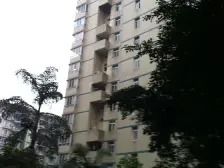 屋顶大花园 门口轻轨站 紧邻磁器口 居家安静