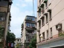 品质小区,环境优美,精装修,诚意出售