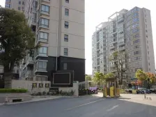 海淞苑 2009年商品房 满五年 小区花园位置 电梯房 !