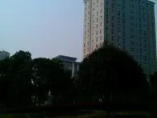 袁家岗轻轨精装修一房拎包入住