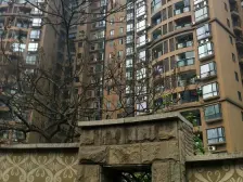 沙滨路 兴亚美丽山水三房150万