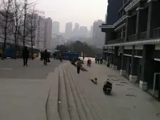 这套房子单间配套,精装修,可以拎包入住