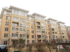 湾里东步梯高得房率,房子交通方便,环境好