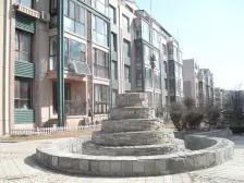 大越层 封闭小区地势平坦 落地窗 早夜市+南北通厅