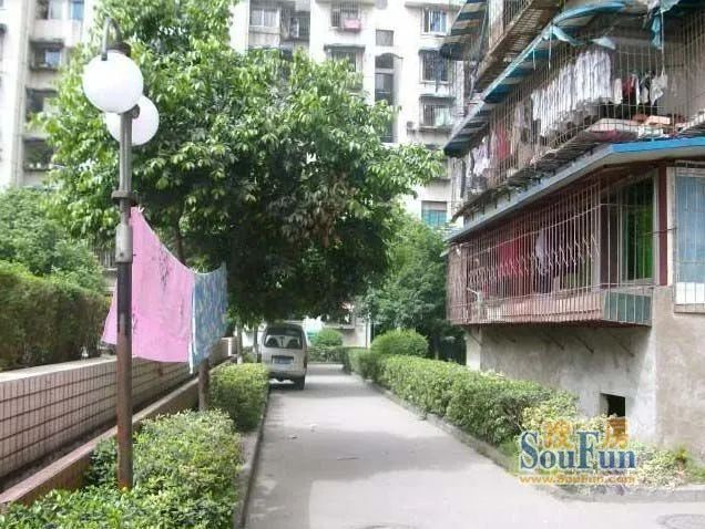 738万购青羊区全新精装套二读青羊赠送屋顶花园