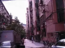 边套出门生活方便 阳光不挡 地铁延安西路3,4号线近