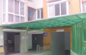 万欣名邸1室1厅东北